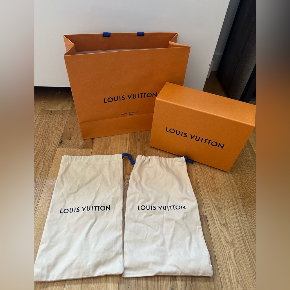 Authentic Louis Vuitton Gift Set